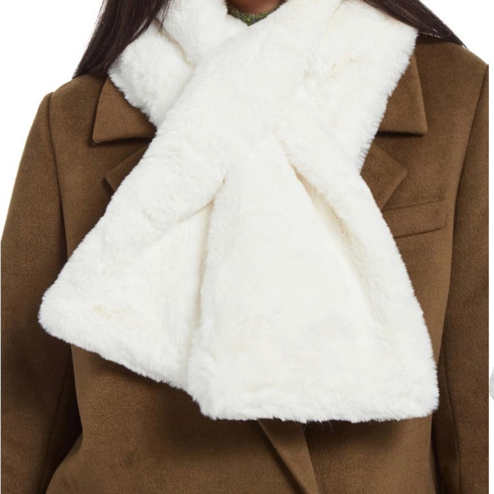Apparis Bambi Vegan Faux Fur Ivory Scarf